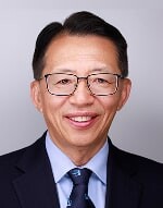 Chuck Xu Headshot