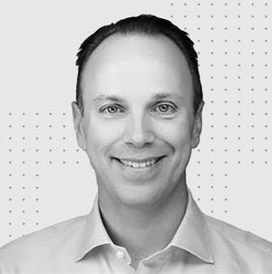 05_Qnity_Executive_HennesseyP_no X.jpg